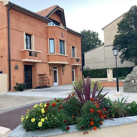 Hotel La Demeure Coloniale Мориани Плаж Екстериор снимка