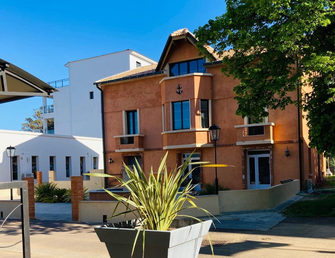 Hotel La Demeure Coloniale Мориани Плаж Екстериор снимка