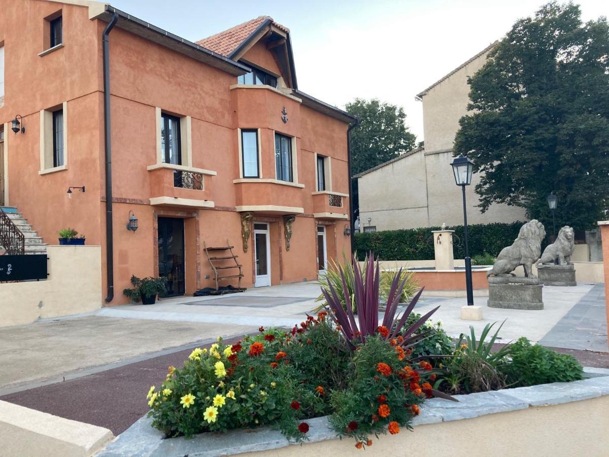 Hotel La Demeure Coloniale Мориани Плаж Екстериор снимка